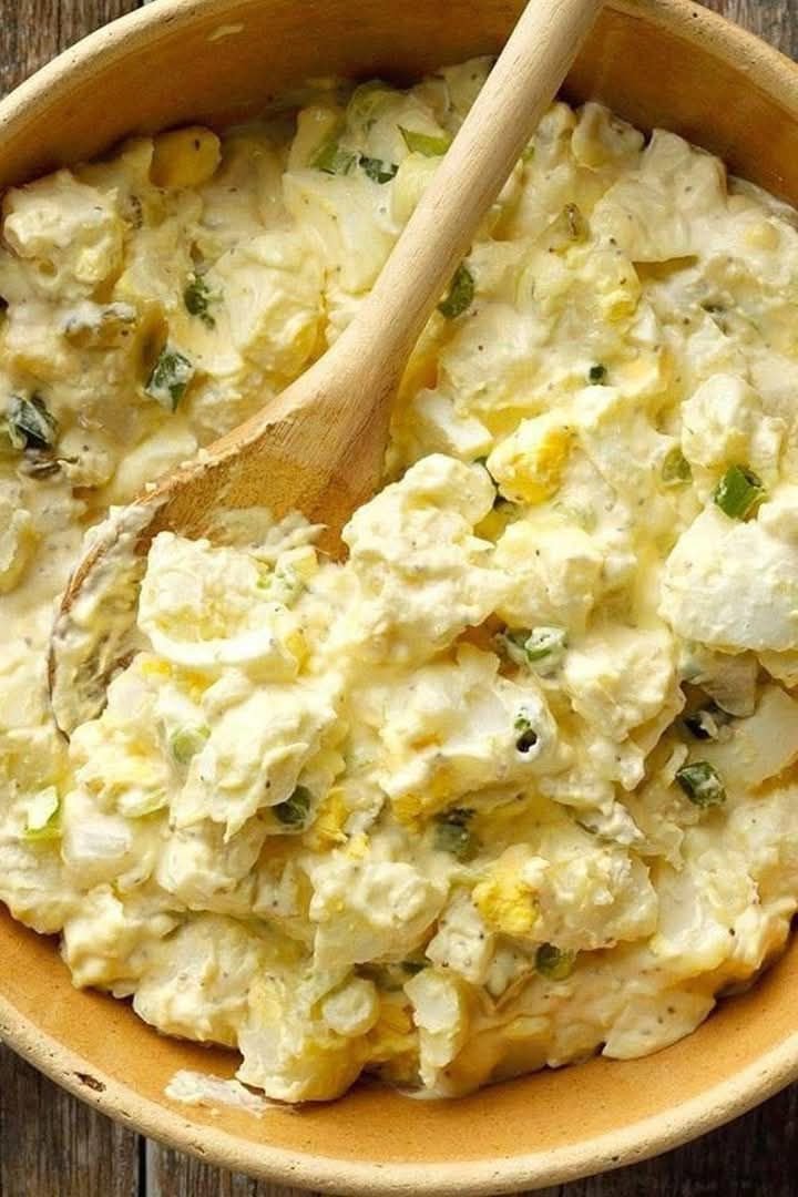 Classic Creamy Potato Salad 471636220_1115557803430731_3691196835309613391_n