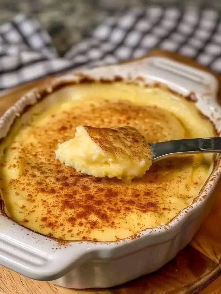 Creamy Baked Rice Pudding with Cinnamon: A Timeless Comfort Dessert 484175554_671966478731928_9129158240988852593_n