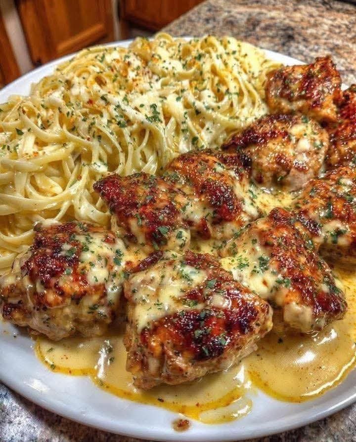 CREAMY GARLIC FB_IMG_1764090884999