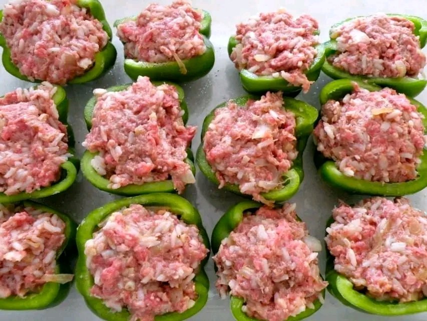 Hungarian Stuffed Peppers 1765792723042